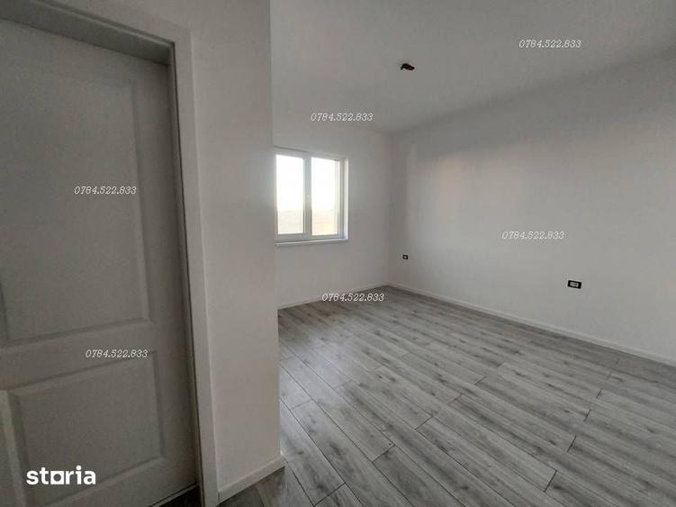 Casă cu 4 camere decomandat cu Teren 400 Mp în Berceni