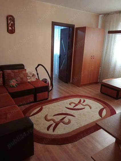 Apartament cu 2 camere semidecomandat în Tineretului