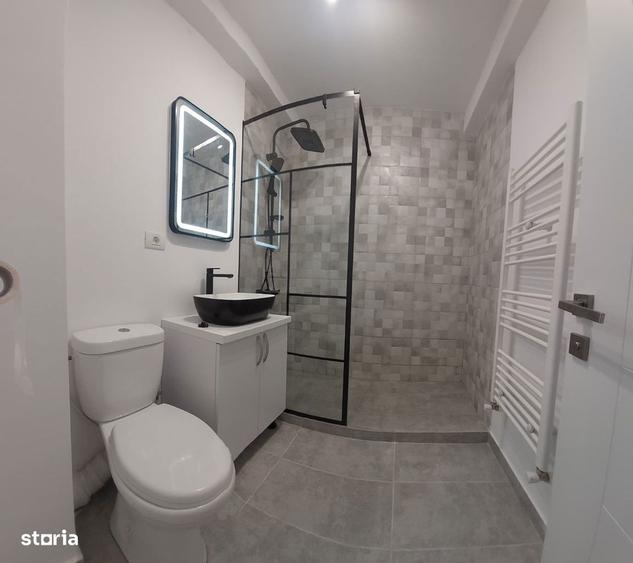 Apartament cu 3 camere, mobilat în Boema
