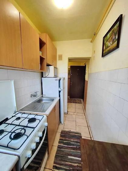 Apartament cu 2 camere nedecomandat în Central