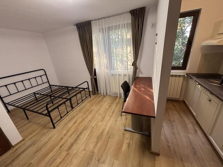 Garsonieră în Central