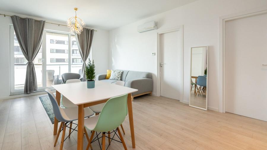 Apartament cu 2 camere semidecomandat în Pipera