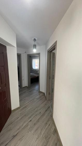 Apartament cu 3 camere în Florești