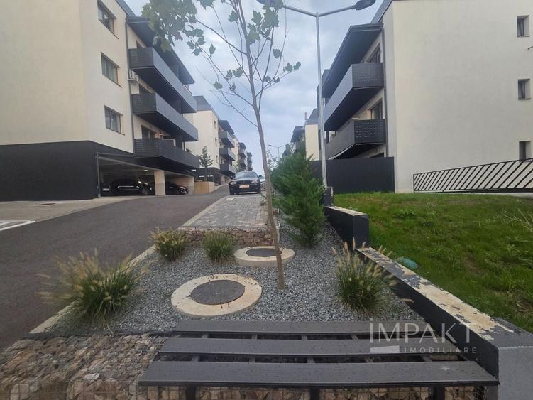 Apartament cu 2 camere semidecomandat, mobilat în Baciu