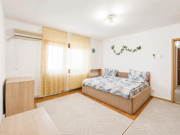 Apartament cu 2 camere semidecomandat în Girocului