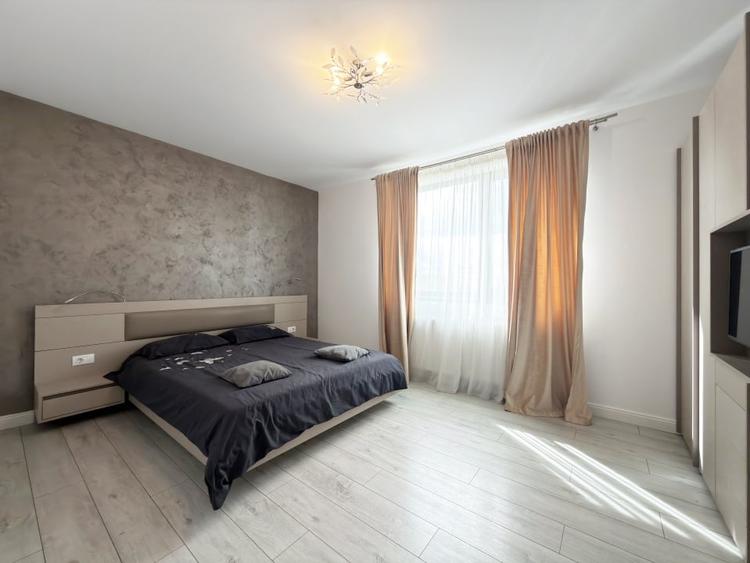 Apartament cu 2 camere semidecomandat, mobilat în Mamaia-Sat
