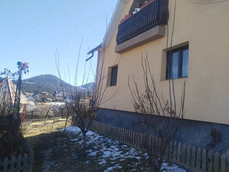 Casă cu 3 camere cu Teren 1000 Mp în Dorna Candrenilor