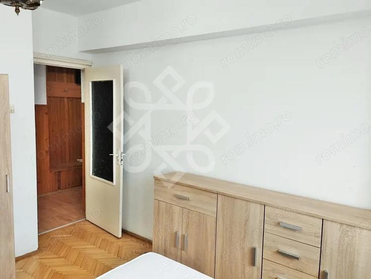 Apartament cu 2 camere decomandat în Decebal