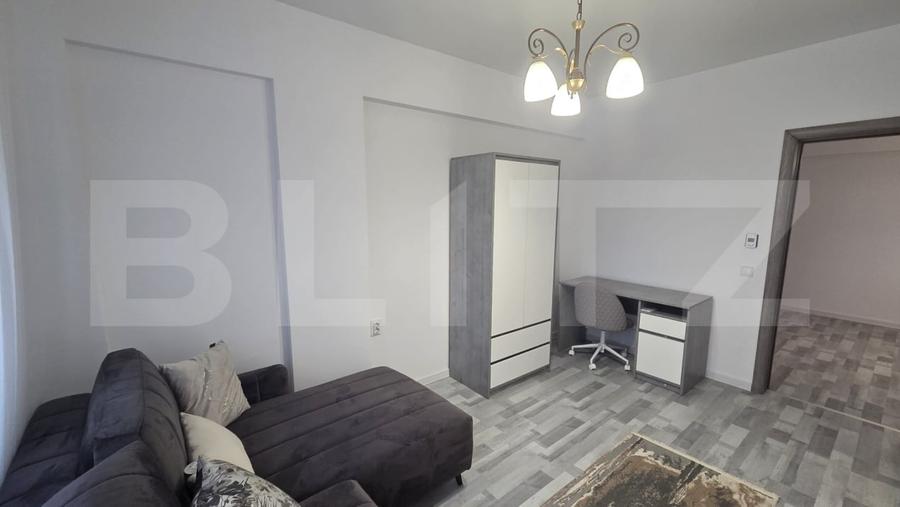 Apartament cu 3 camere decomandat, mobilat în Exterior Est