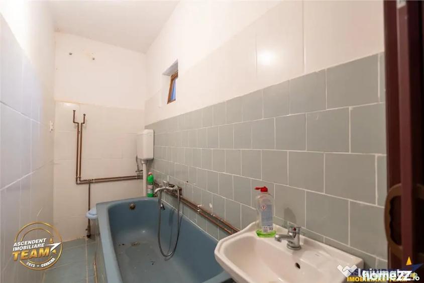 Casă cu 4 camere cu Teren 412 Mp în Brețcu