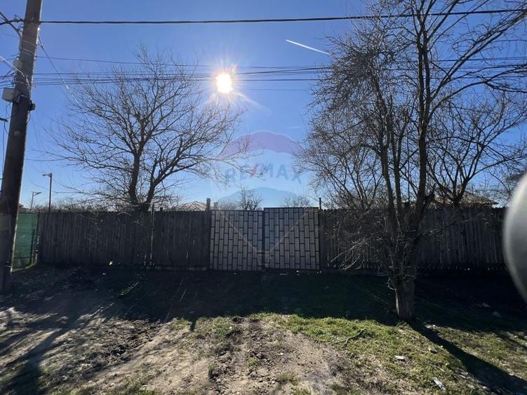 Teren Construcții intravilan de 2277 mp, în Petrăchioaia