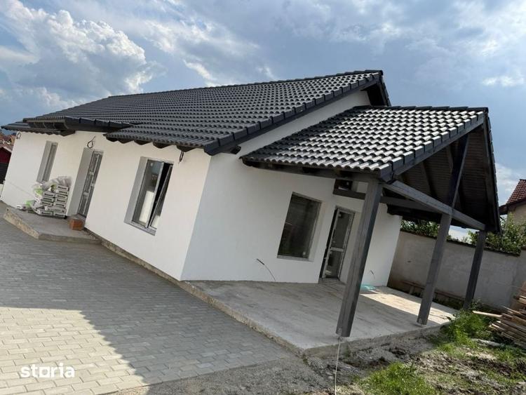 Casă cu Teren 500 Mp în Șura Mică
