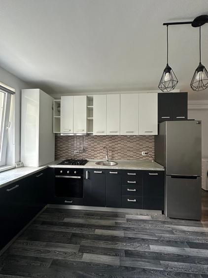 Apartament cu 2 camere semidecomandat în Florești