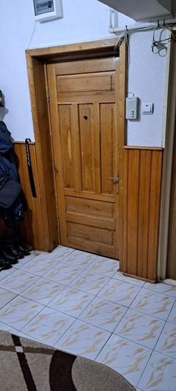 Apartament cu 3 camere decomandat în Roșiori de Vede