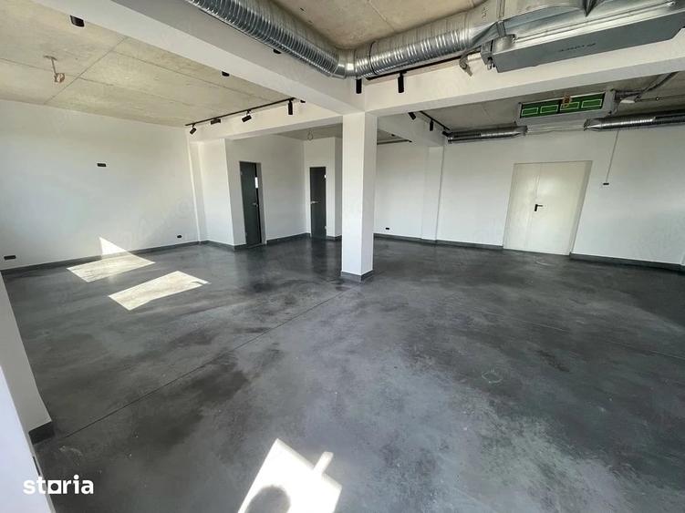 Spațiu comercial, de 600 mp, în Căciulați