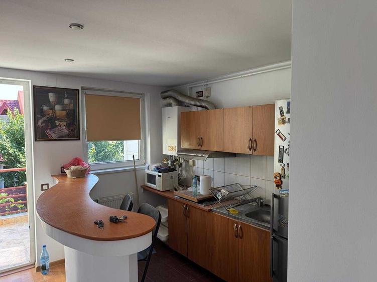 Apartament cu 2 camere decomandat în Giulești