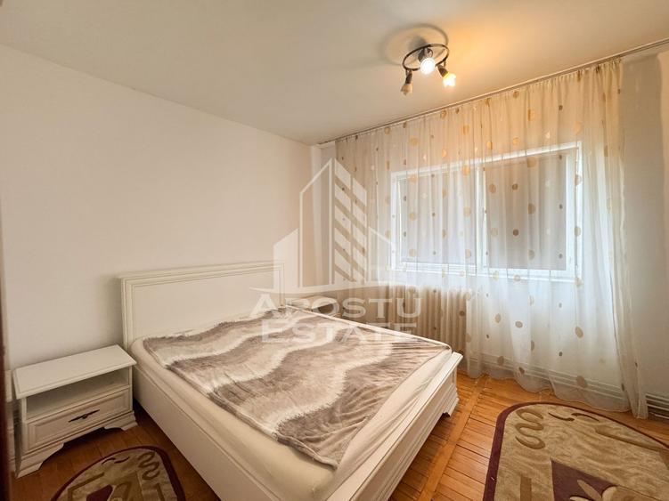 Apartament cu 2 camere semidecomandat în Girocului