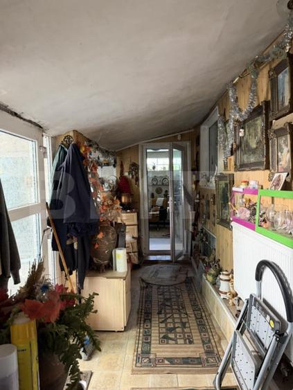 Casă cu 5 camere cu Teren 777 Mp în Breasta