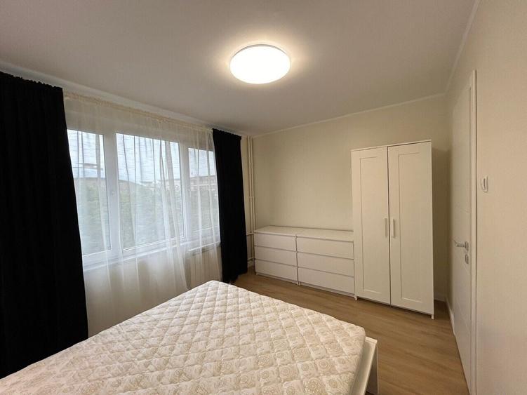 2-room apartment | view Sala Palatului park | subway Piata Romana | - 9