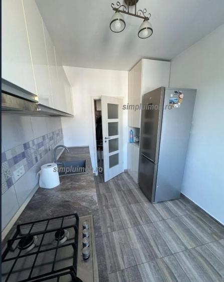 Apartament cu 2 camere decomandat, mobilat în Apărătorii Patriei