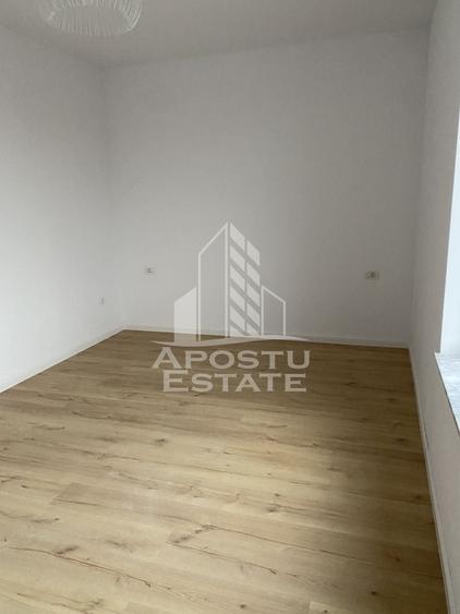 Duplex cu 4 camere cu Canalizare în Bucovăț (Remetea Mare)