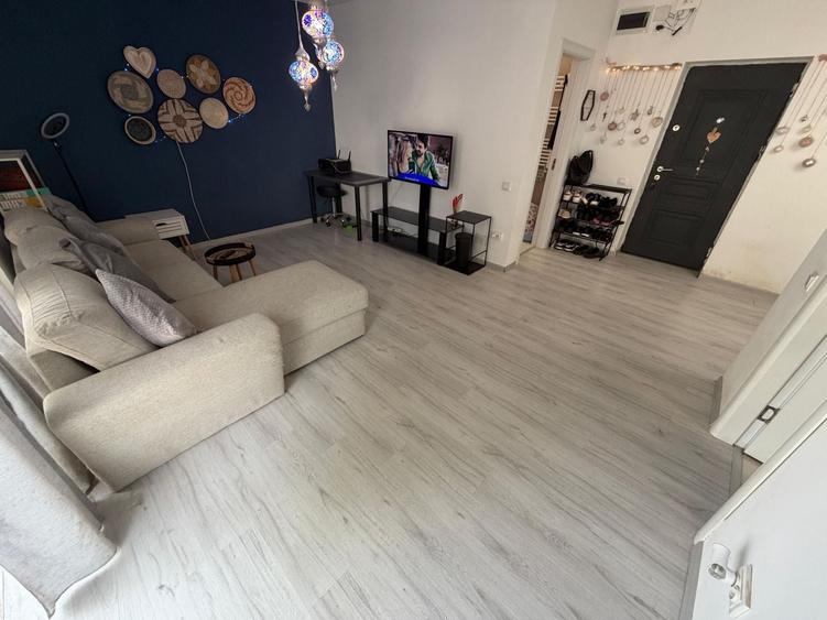 Duplex cu 3 camere cu Canalizare în Central