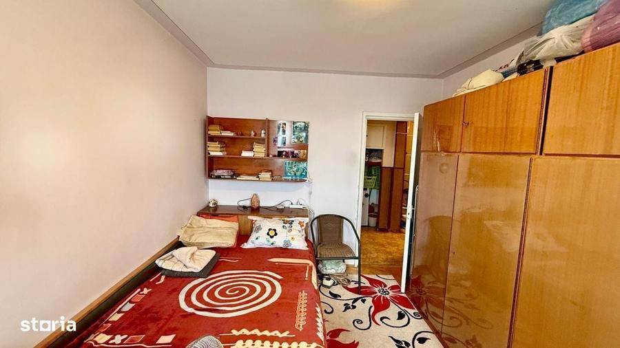Apartament cu 3 camere decomandat în Tătărași