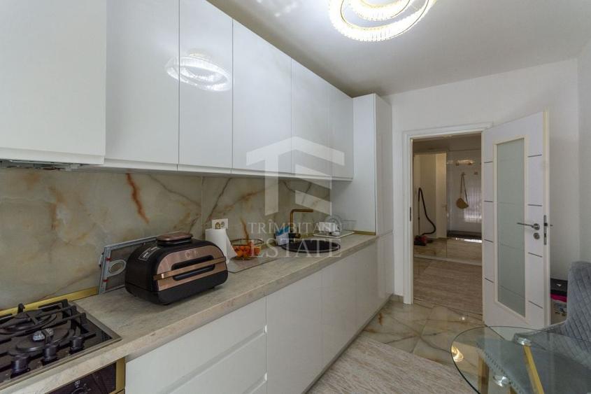 Apartament cu 3 camere decomandat în Doamna Ghica