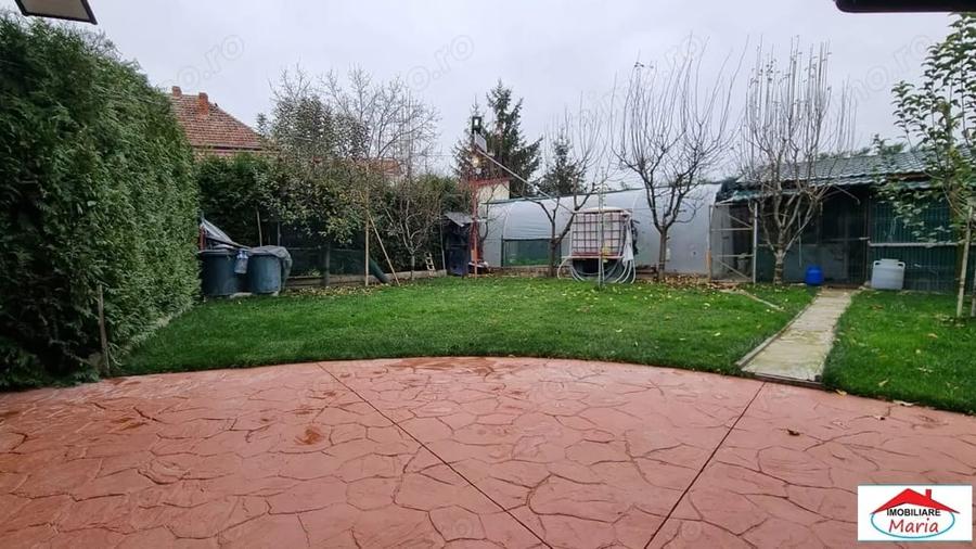 Casă cu 3 camere cu Canalizare în Semicentral