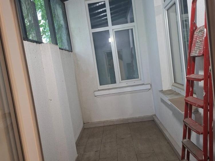 Birou, de 70 mp, în Centrul Civic