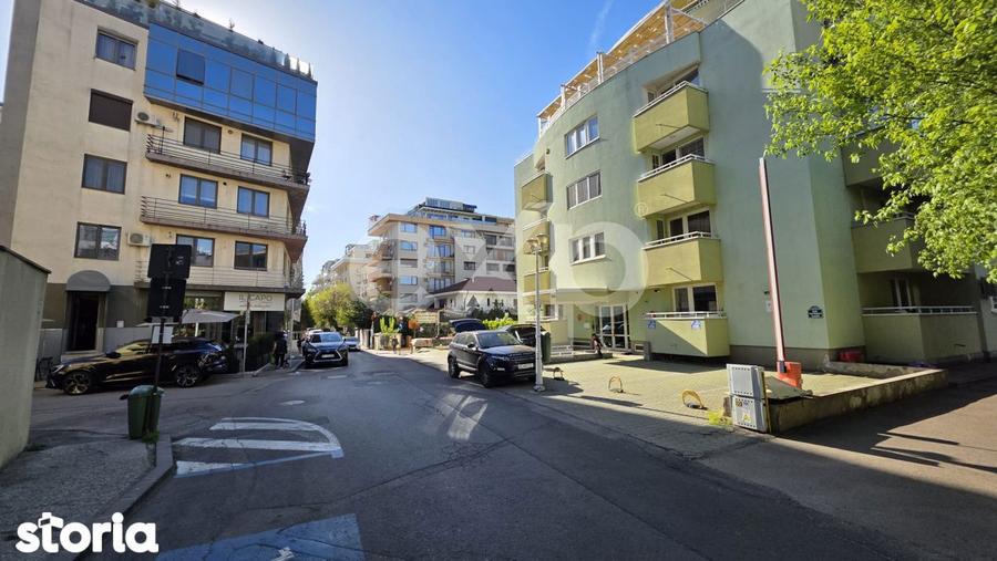 Apartament cu 3 camere, mobilat în Herăstrău