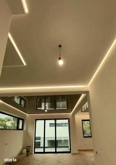 Casă cu 6 camere cu Teren 350 Mp în Copou