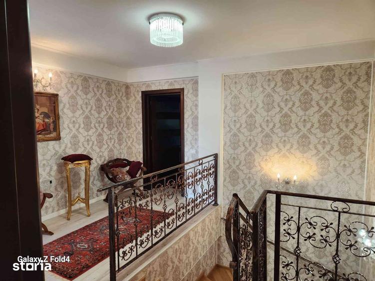 Casă cu 5 camere cu Teren 356 Mp în Mogoșoaia