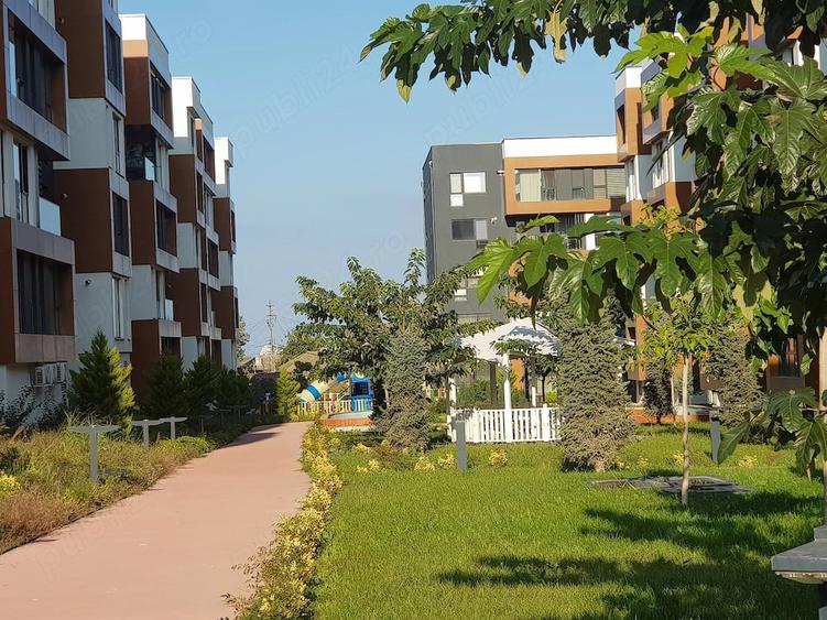 Apartament cu 3 camere decomandat în Tomis Nord