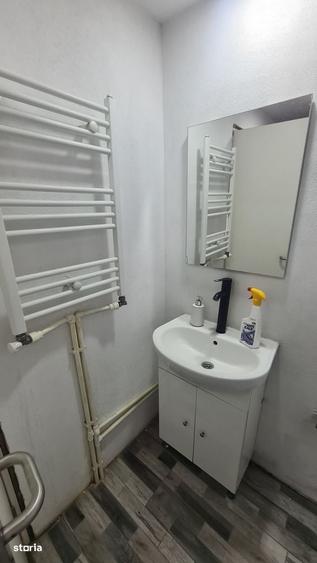 Casă cu 3 camere în Brăteasca