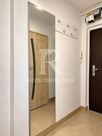Apartament cu 2 camere, mobilat în Valenta