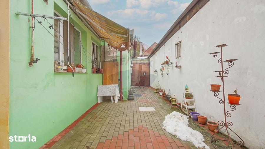 Casă cu 3 camere cu Teren 302 Mp în Bartolomeu