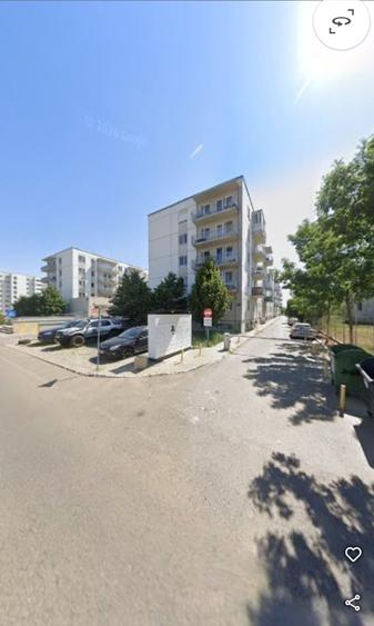 Apartament cu 3 camere decomandat în Berceni