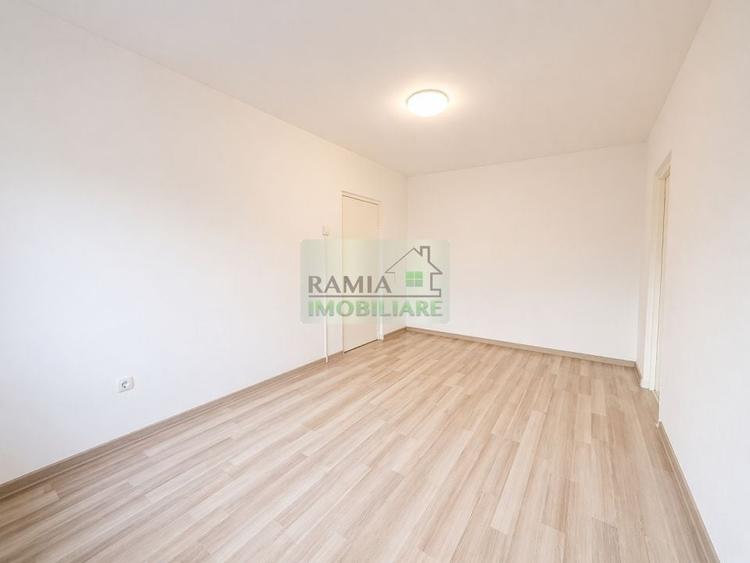 Apartament cu 2 camere semidecomandat în Gemenii