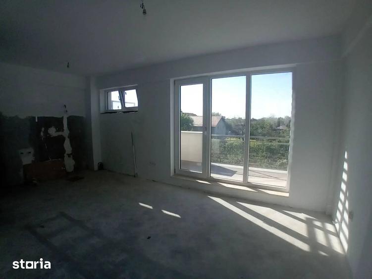 Casă cu 4 camere cu Teren 100 Mp în Nord