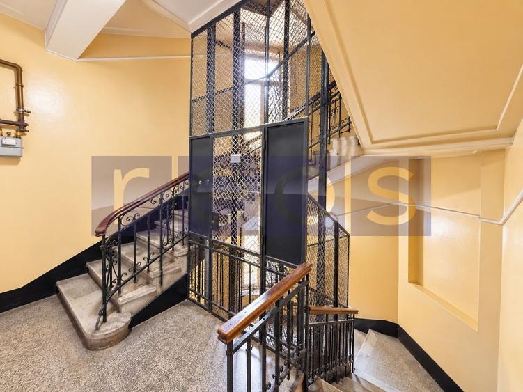Apartament cu 3 camere, mobilat în Armeneasca