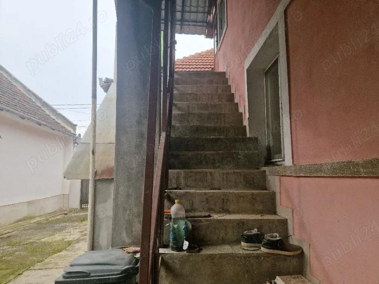 Casă în Giroc
