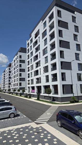 Apartament cu 2 camere semidecomandat, mobilat în Florești