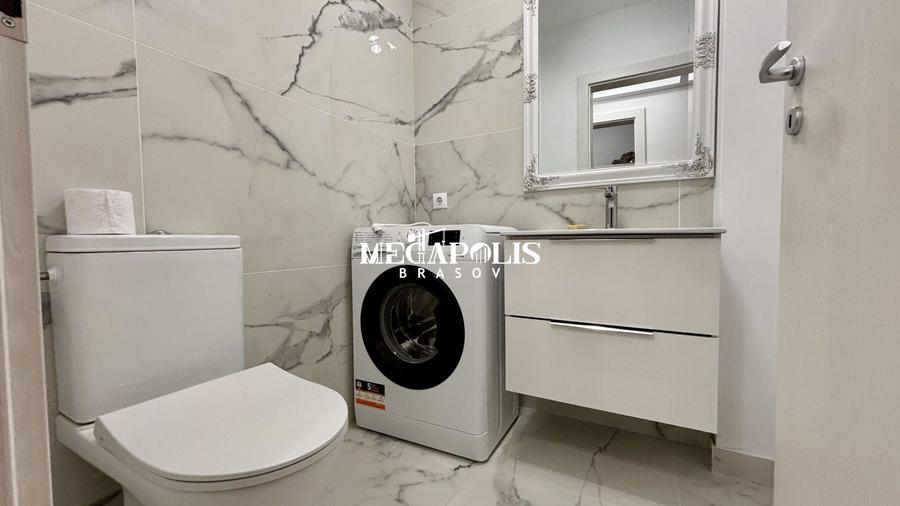 Apartament cu 3 camere în Tractorul