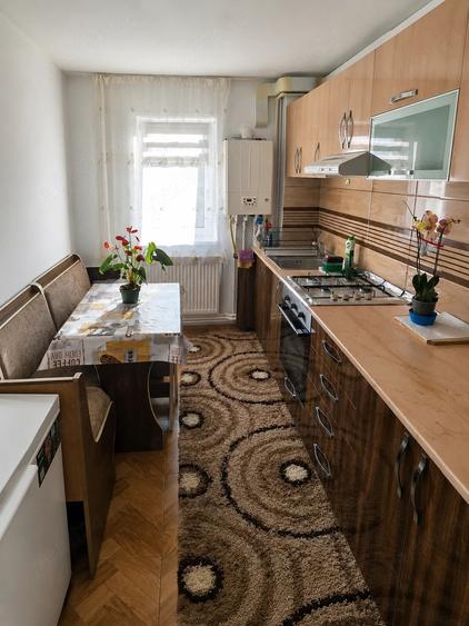 Apartament cu 2 camere semidecomandat în Exterior Vest