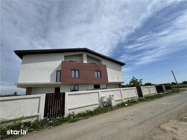 Casă cu 7 camere cu Teren 550 Mp în Ciorogârla
