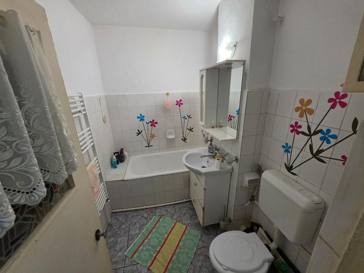 Apartament cu 2 camere decomandat, mobilat în Km 4-5