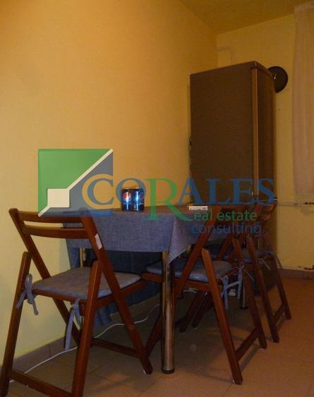 Zona Lipovei | Apartament 2 camere | Centrala proprie | Decomandat - 9