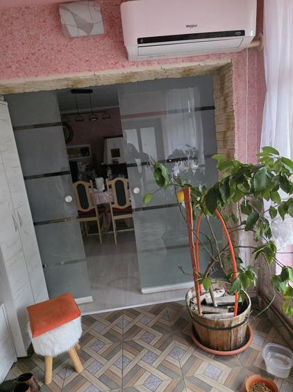 Casă cu 3 camere în Central