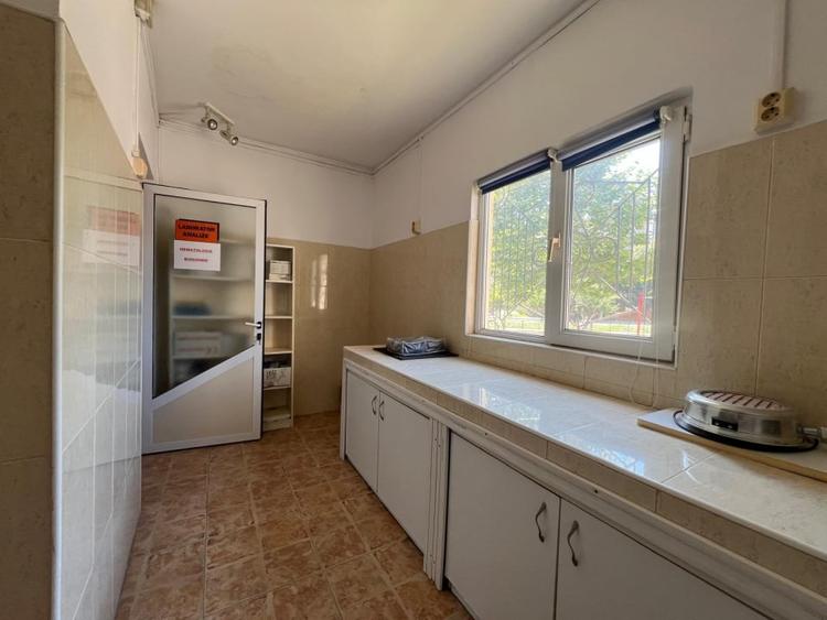 Spațiu comercial, de 160 mp, în Mangalia